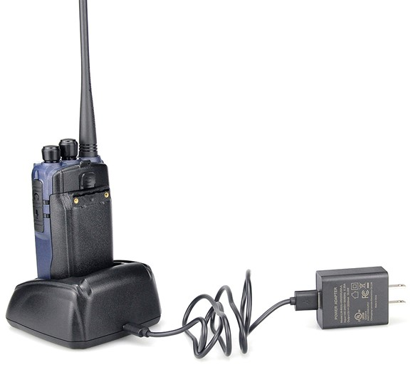 جهاز Anytone AT-D890UV هو جهاز راديو رقمي محمول ثنائي النطاق بتقنية DMR يدعم نظام تحديد المواقع العالمي (GPS) وجهاز الإرسال والاستقبال APRS وتقنية Bluetooth والشحن عبر منفذ USB-C واستقبال موجات AM في 